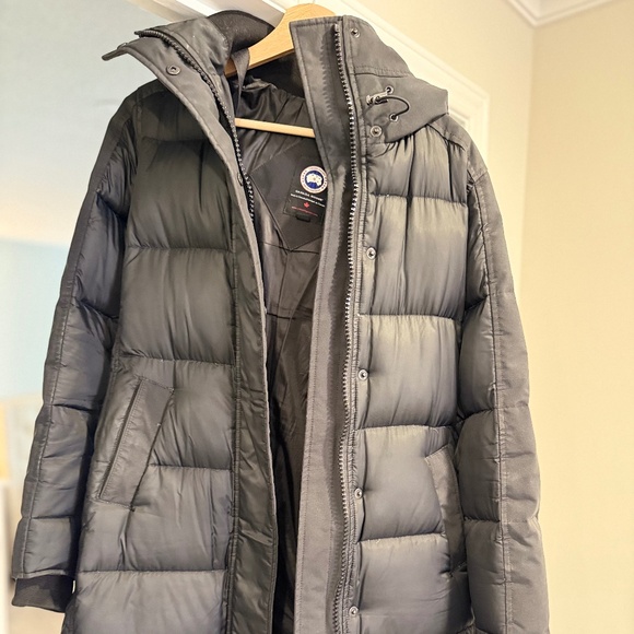 Canada Goose Women's Rowley Parka - Picture 1 of 7